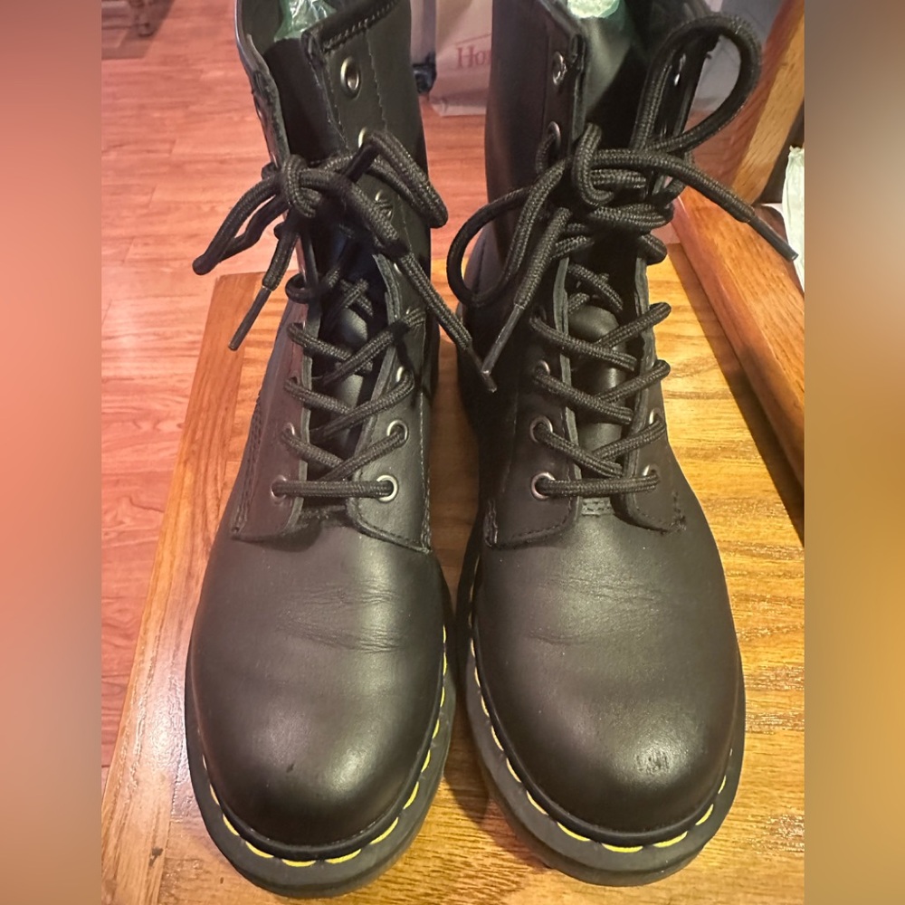 The Original Doc. Martin  8 worn 1x